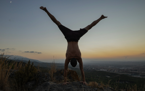 In a Houston Handstand and Flexibility Class