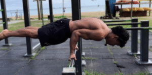 What Should I Wear to a Handstand Class? What Should I Wear to a Handstand Class?