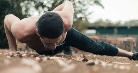 Setting SMART Goals with Your Personal Calisthenics Trainer