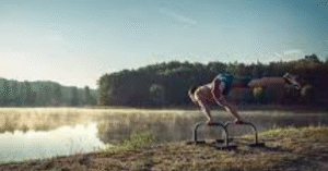 Calisthenics PT vs. Traditional Weightlifting PT: A Detailed Comparison for Houstonians