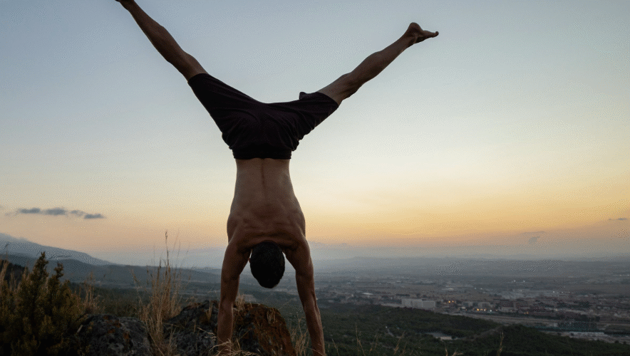 Why Fitness Apps Can't Fully Replace a Private Calisthenics Coach