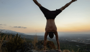 Handstand Class: Achieve Your Fitness Goals
