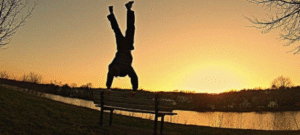 Handstand Coach in Houston: A Guide to Finding Experienced Instructors