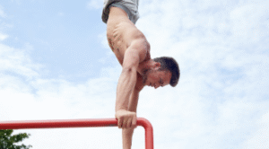 How Private Calisthenics Training Differs for Men vs. Women