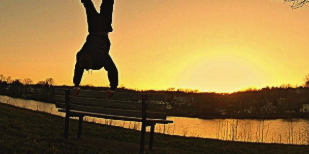 Calisthenics for a Stronger Core and Better Posture: A Houstonian’s Guide